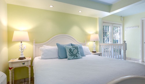 Sugar Apple Room