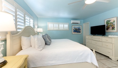 Mango Room
