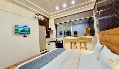Presidential Studio Suite