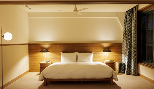 Junior Suite with Lounge Access (former Nintendo headquarter) No Smoking