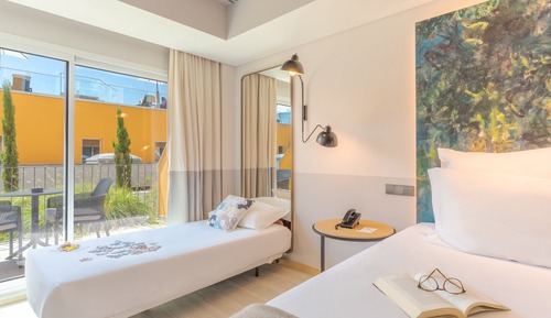 Superior Room (Extra Bed)