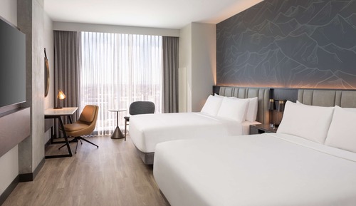Room, 2 Queen Beds, Accessible, Bathtub