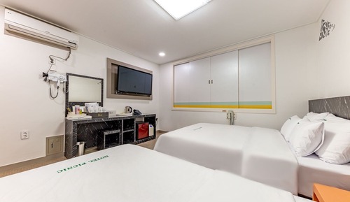 Room (Suite Ocean View - Double + Single (/)