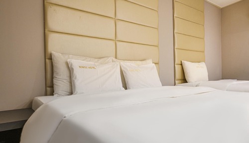 Room (Business (Laundry Service for Consecu)