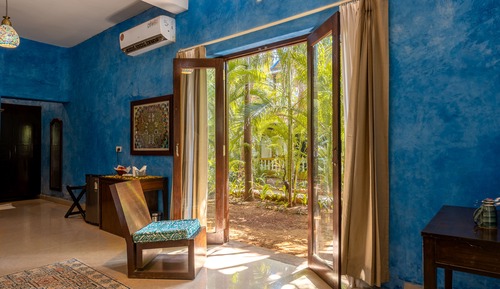 Deluxe Room with Private Balcony