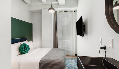 Room (Mini Full)