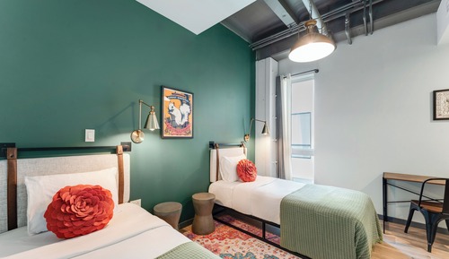 Classic Twin Room