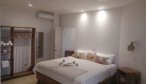 Comfort Room, 1 King Bed