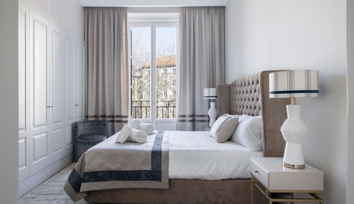Luxury Apartment, 1 King Bed, City View