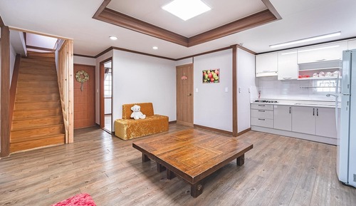 Basic Room, 3 Bedrooms (Byeolchae)