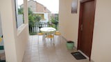 Apartment (Sini - with parking - A1 (4+1))