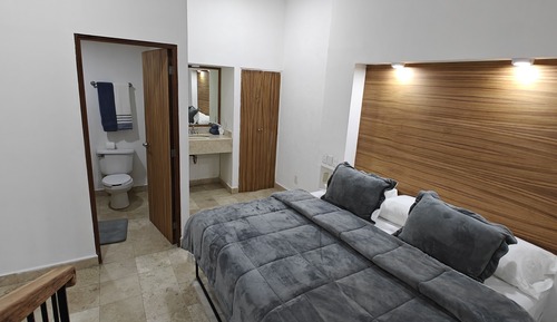 Deluxe Studio Suite