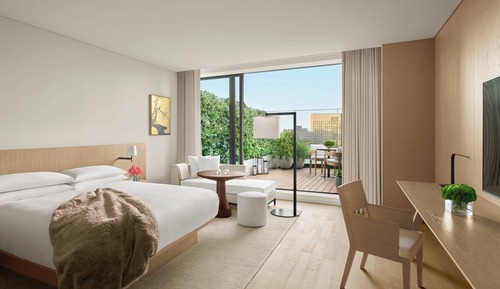 Studio, 1 King Bed, Balcony, City View