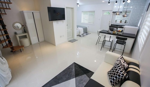 Room (Luda)