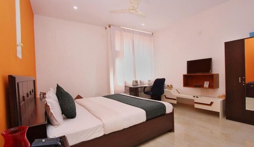 Deluxe Room, 1 Queen Bed