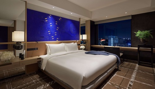 Suite, 1 King Bed