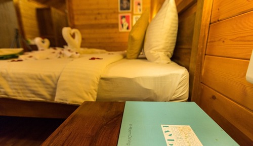 Deluxe Room, 1 Bedroom, Pool View