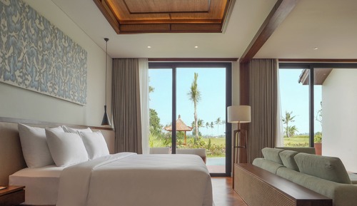 The Lagoon Suite