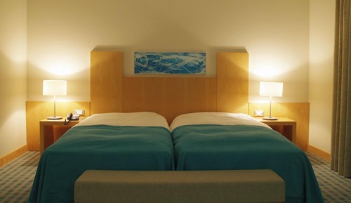 Double or Twin Room, Partial Ocean View