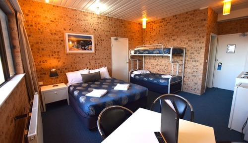 Ground Floor Deluxe Family (4 people)