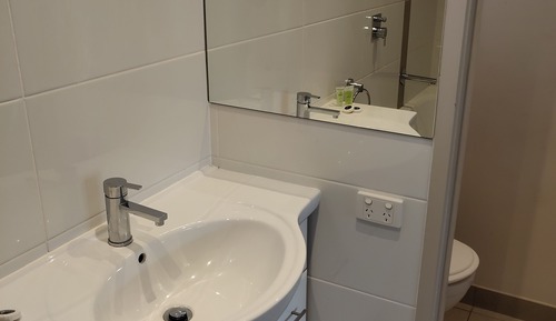 Studio Spa Room