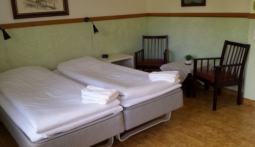 Standard Room, 2 Twin Beds (with extra bed)