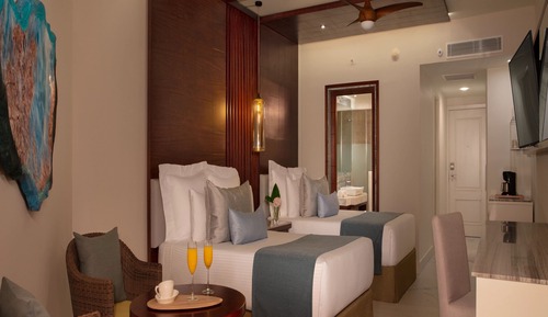 Junior Suite, 2 Queen Beds