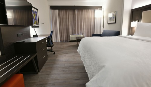 Room (Specialty)