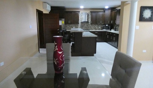 Apartment (4 Bedrooms)
