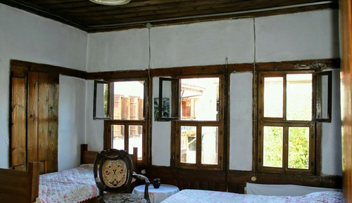 Family Room, Shared Bathroom