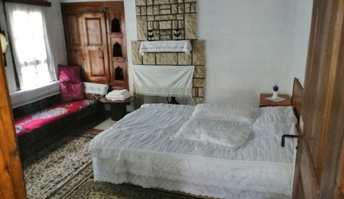 Double Room, Private Bathroom