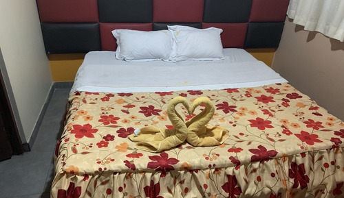 Classic Double Room, 1 King Bed, Private Bathroom