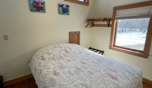 Lovely Lull Brook Cabin with Mountain Views, Pet-Friendly