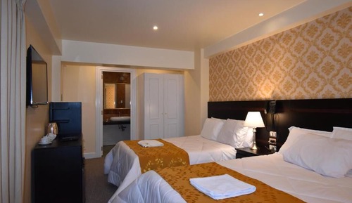 Deluxe Twin Room, 1 Bedroom, Private Bathroom