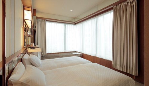 Corner Twin Room with Sofa Bed, Non Smoking