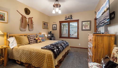 John Wayne Suite
