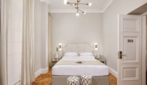Deluxe Family Room with Balcony