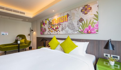 Deluxe City View King Room