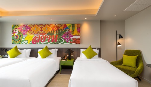 Premier Triple Room, City View