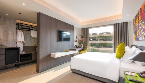 Superior Garden View King Room