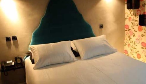Standard Double Room (La Nomade)