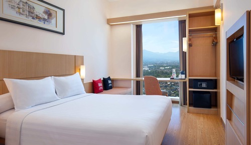 Superior Room, 1 Queen Bed