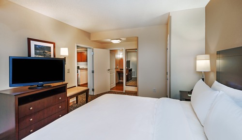 Suite, 1 King Bed, Accessible (Communications, Mobility)