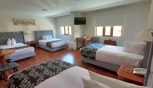 Classic Quadruple Room, 1 Bedroom, Private Bathroom