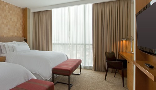 Deluxe Room, 2 Queen Beds, Non Smoking