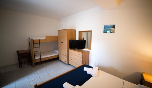 Standard Quadruple Room, Multiple Beds