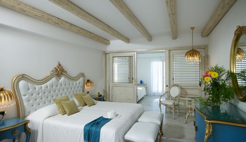 Family Room, Sea View
