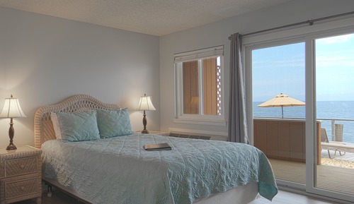Studio, Bay View