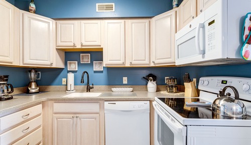 Premium Condo, 1 Bedroom, Partial Ocean View