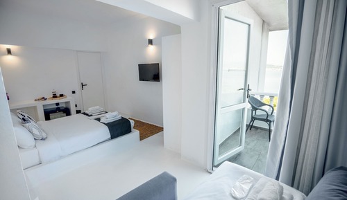 Superior Triple Room
